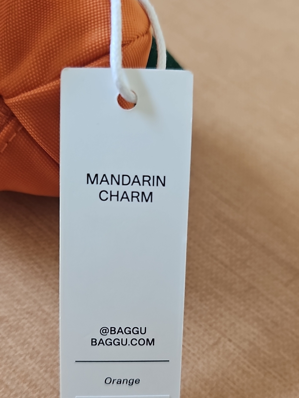 Baggu Mandarin Orange Bag Charm Clementine Keychain - Picture 3 of 4